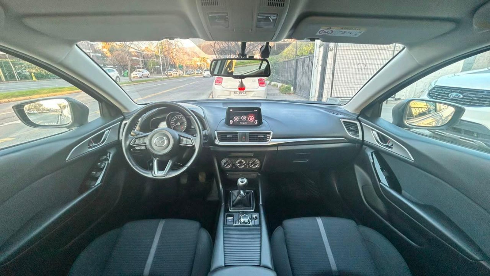 Mazda 3 2018 - Imagen 10 de 20
