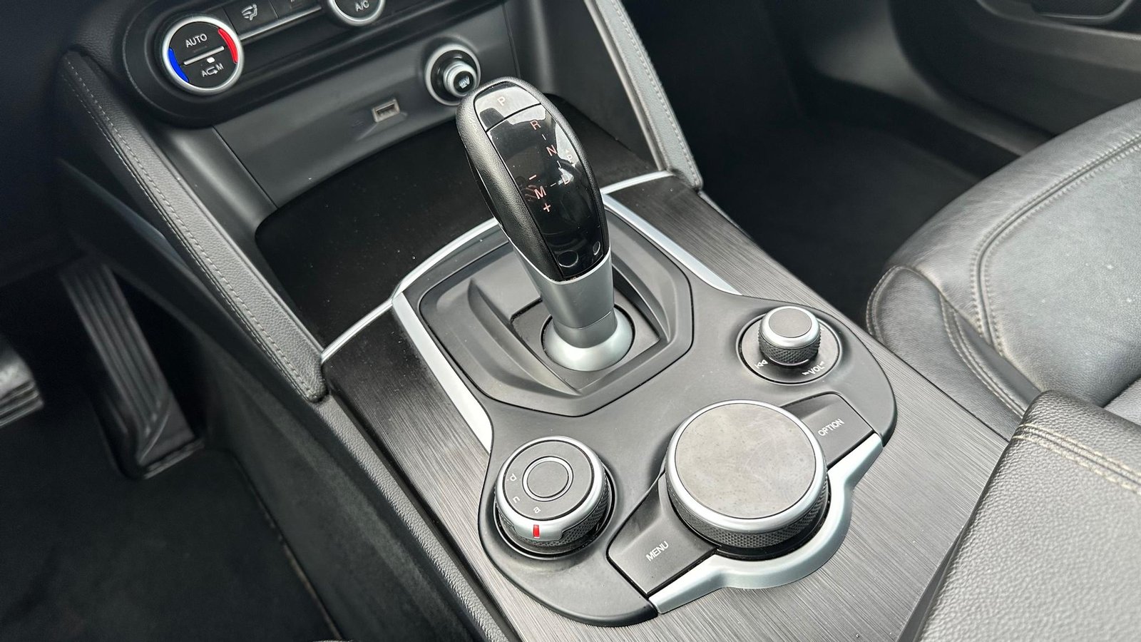 Alfa Romeo STELVIO 2020 - Imagen 9 de 20