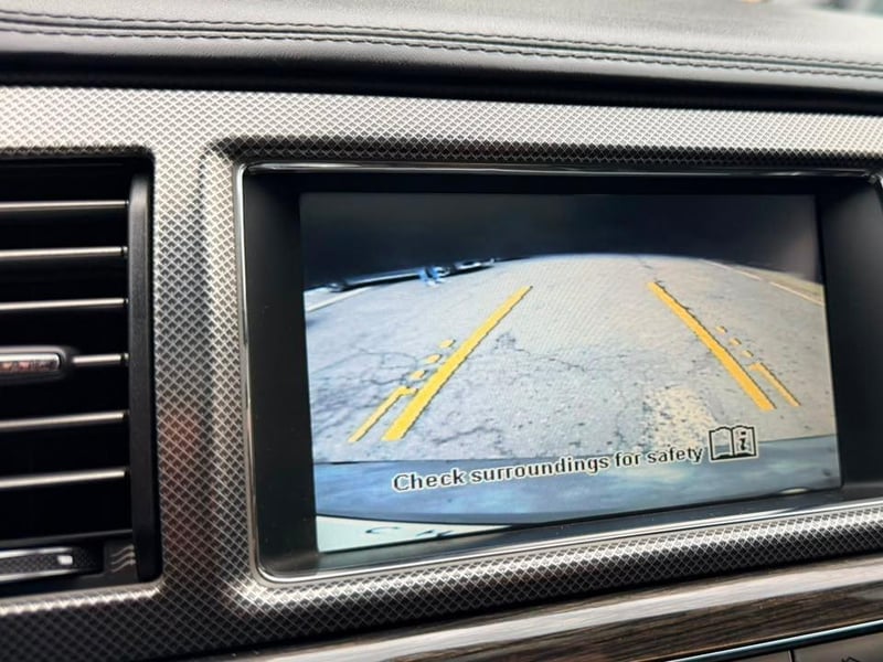 Jaguar XF R 2010 - Imagen 12 de 20