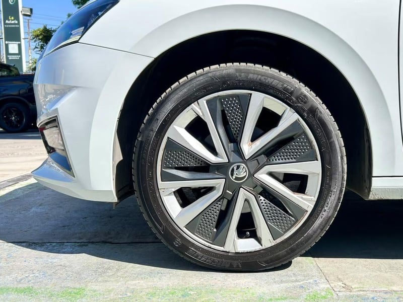 Skoda FABIA 2022 - Imagen 5 de 20