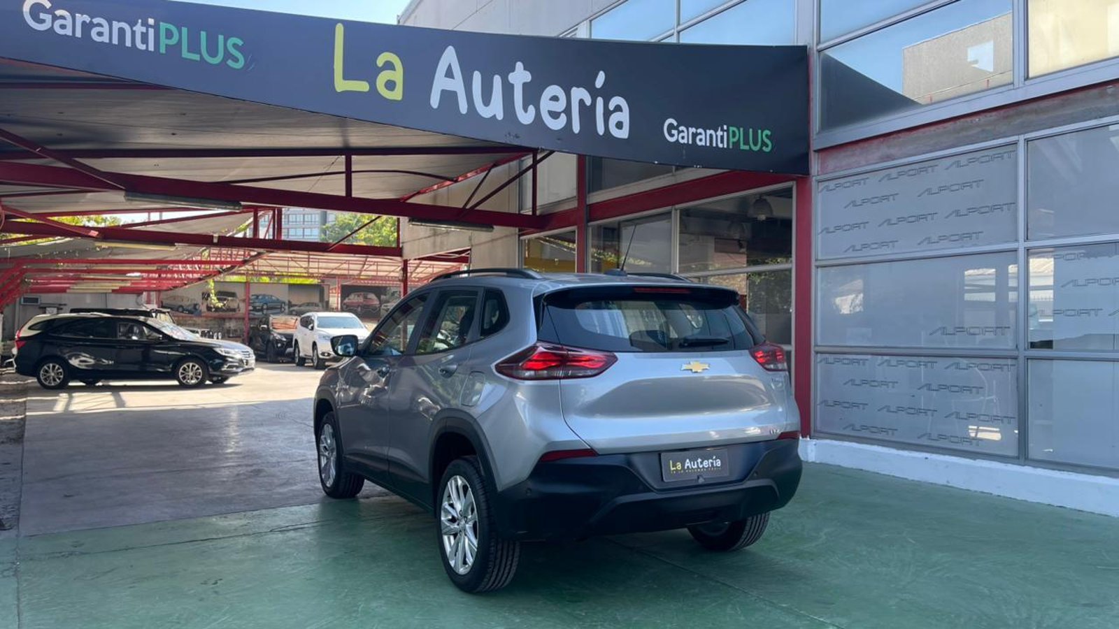 Chevrolet Tracker 2025 - Imagen 4 de 16