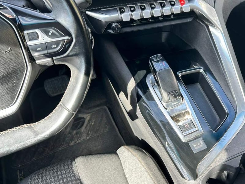 Peugeot 3008 2018 - Imagen 12 de 20