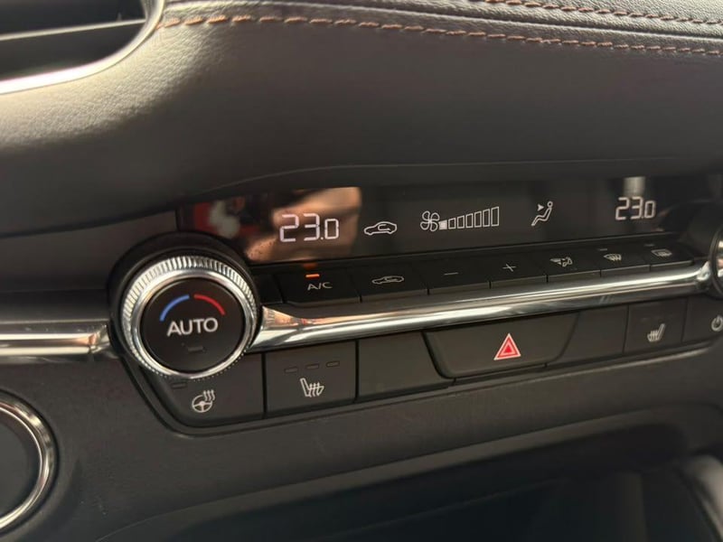 Mazda 3 2025 - Imagen 15 de 20