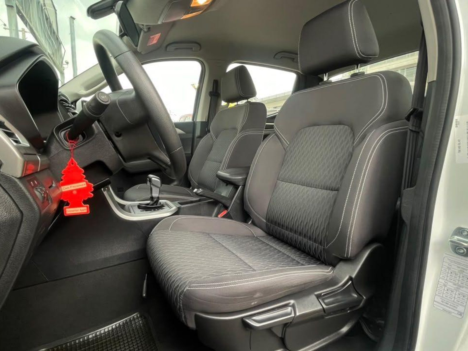 Maxus T60 2022 - Foto 5 de 17