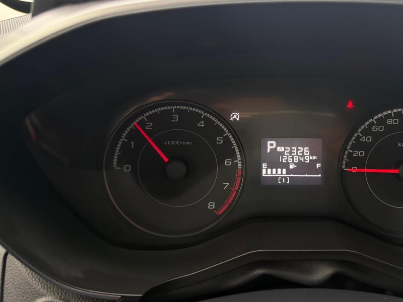 Subaru IMPREZA 2021 - Imagen 8 de 19
