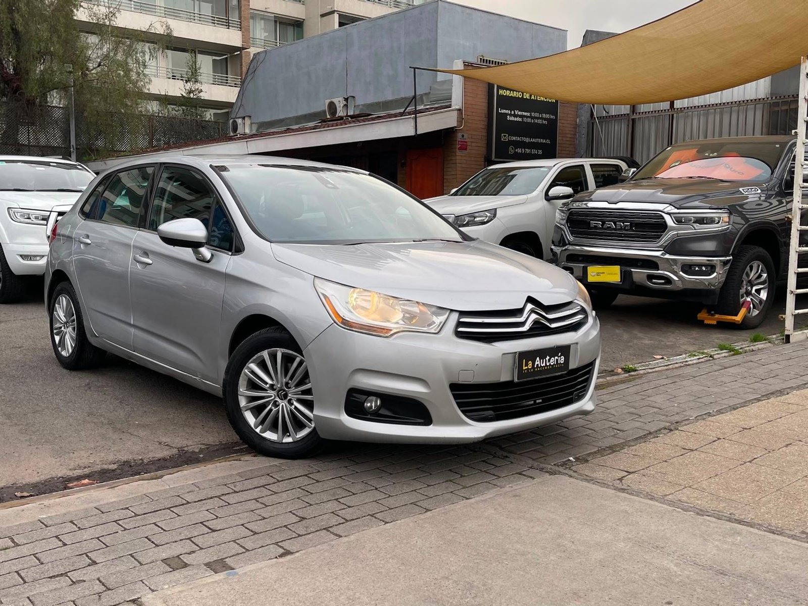 Citroën C4 2013 - Foto 2 de 18