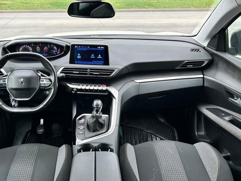 Peugeot 3008 2022 - Imagen 11 de 20