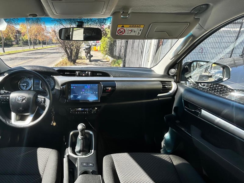 Toyota Hilux 2025 - Imagen 12 de 20
