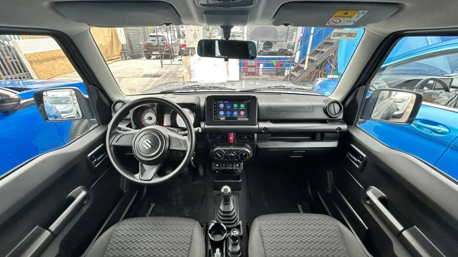 Suzuki Jimny 2023 - Imagen 11 de 20
