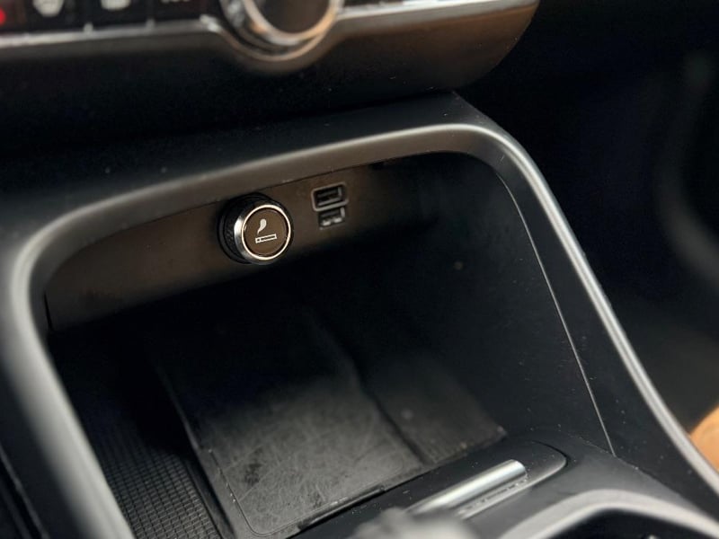 Volvo XC40 2021 - Imagen 14 de 20