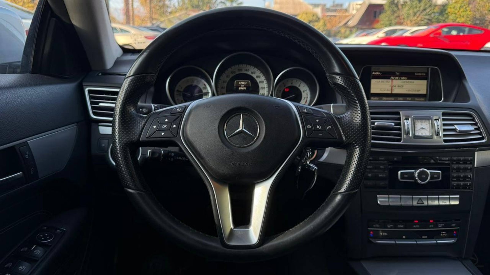 Mercedes Benz E200 2015 - Imagen 8 de 20