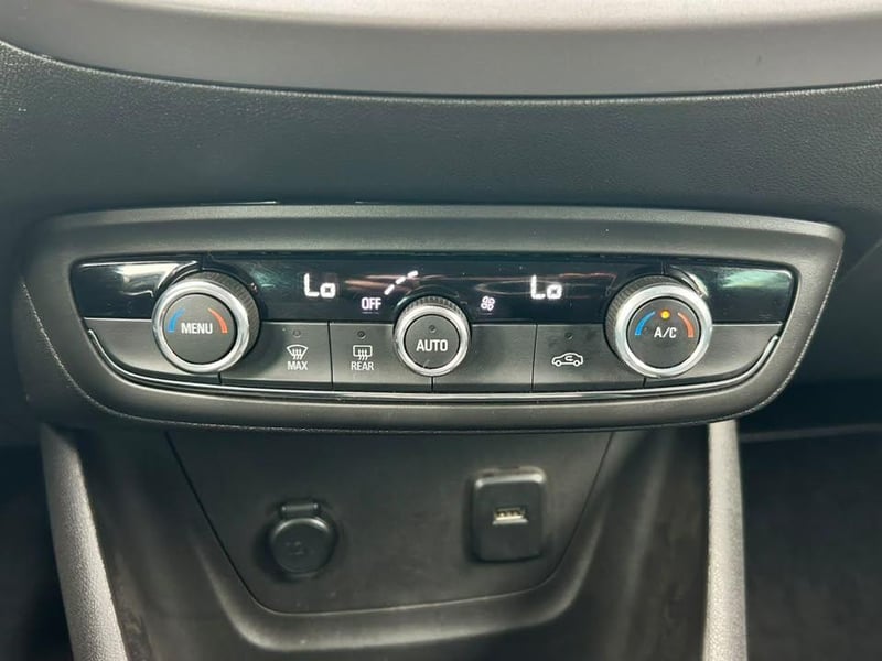 Opel CROSSLAND 2022 - Imagen 16 de 20