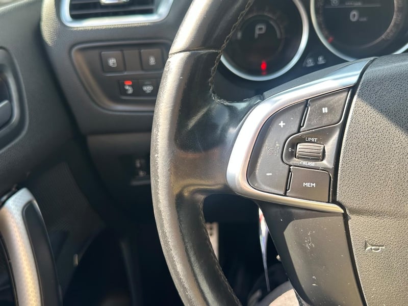 DS Automobiles 4 HDI HB 2.0 AUT 2018 - Imagen 9 de 18