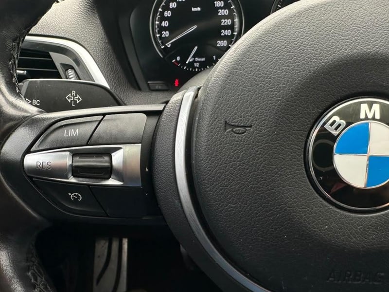 BMW 118D 2019 - Imagen 17 de 20