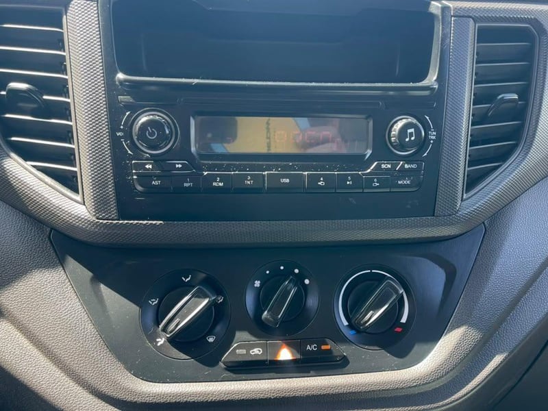 Chevrolet N400 2022 - Imagen 10 de 14
