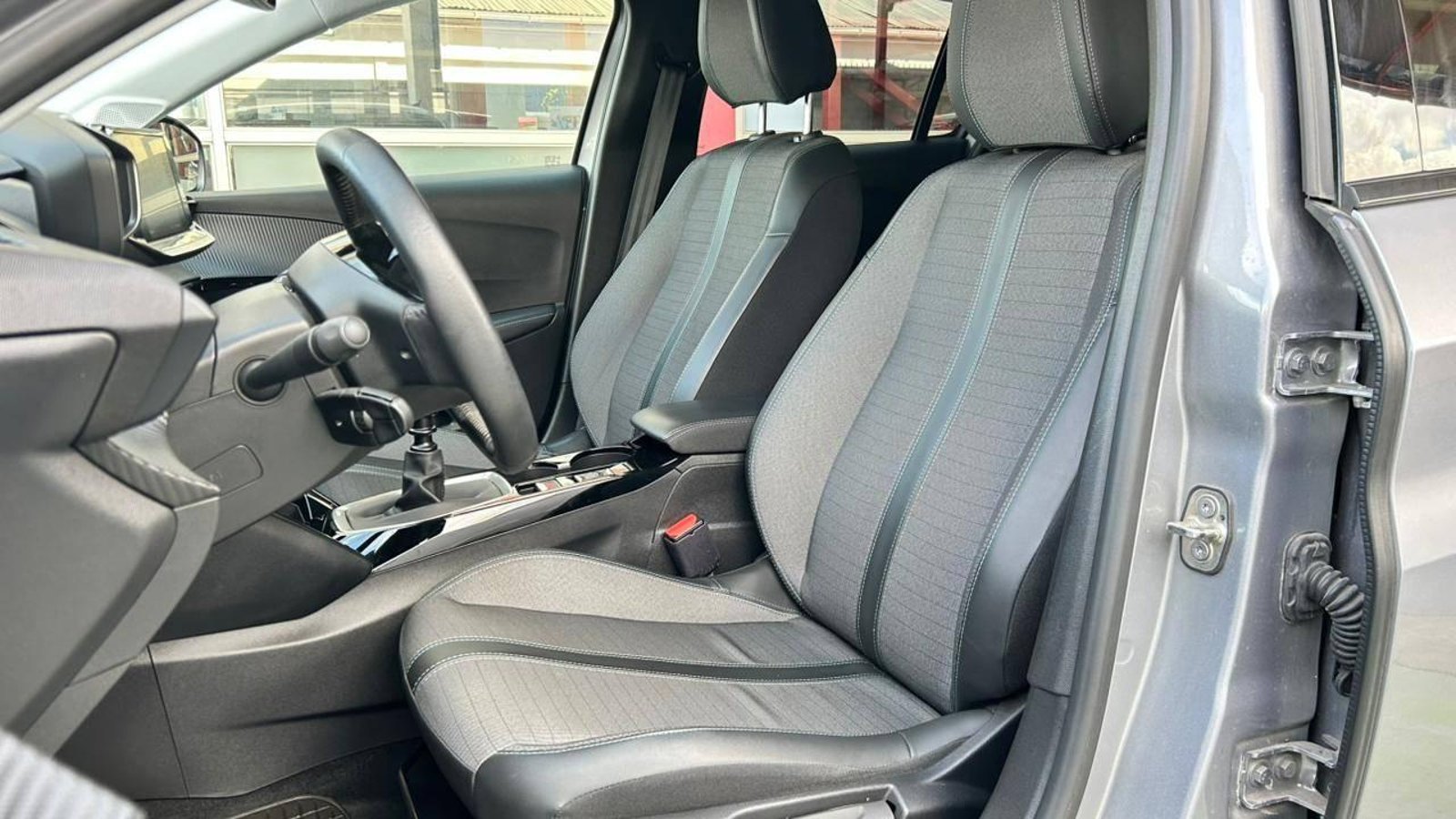 Peugeot 208 2023 - Imagen 6 de 20