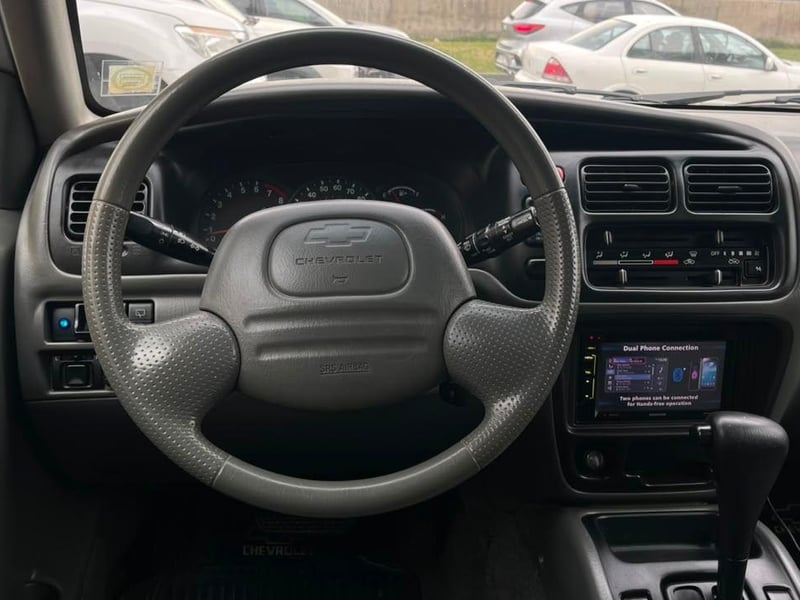 Suzuki Nomade 2003 - Imagen 14 de 15