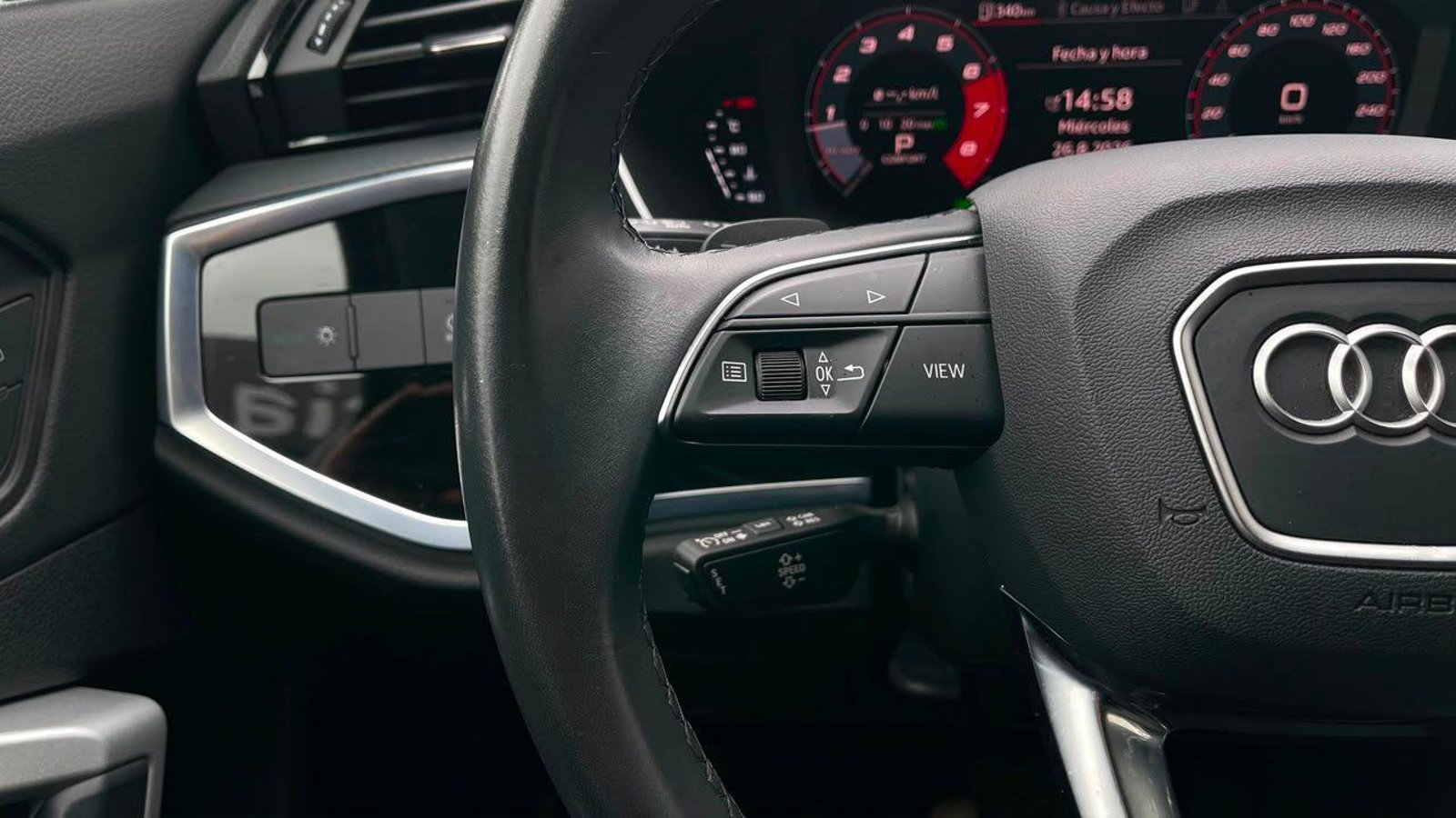 Audi Q3 35 TFSI 1.4 AUT 2024 - Imagen 14 de 18