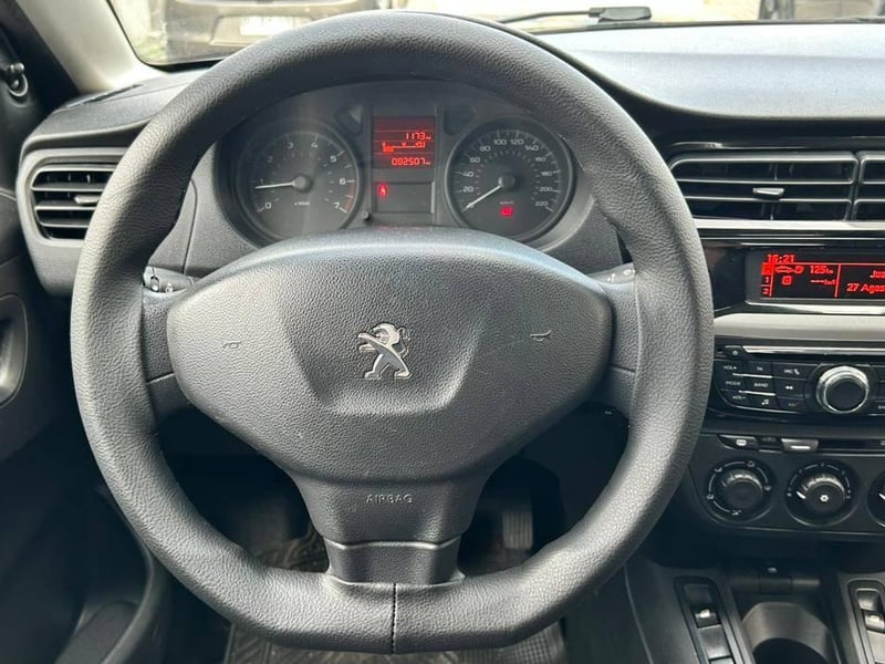 Peugeot 301 VTI 2018 - Imagen 7 de 18