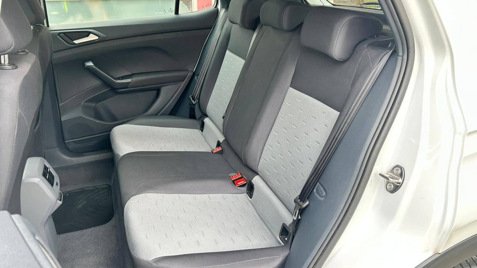 Volkswagen T‑Cross 2020 - Imagen 7 de 20