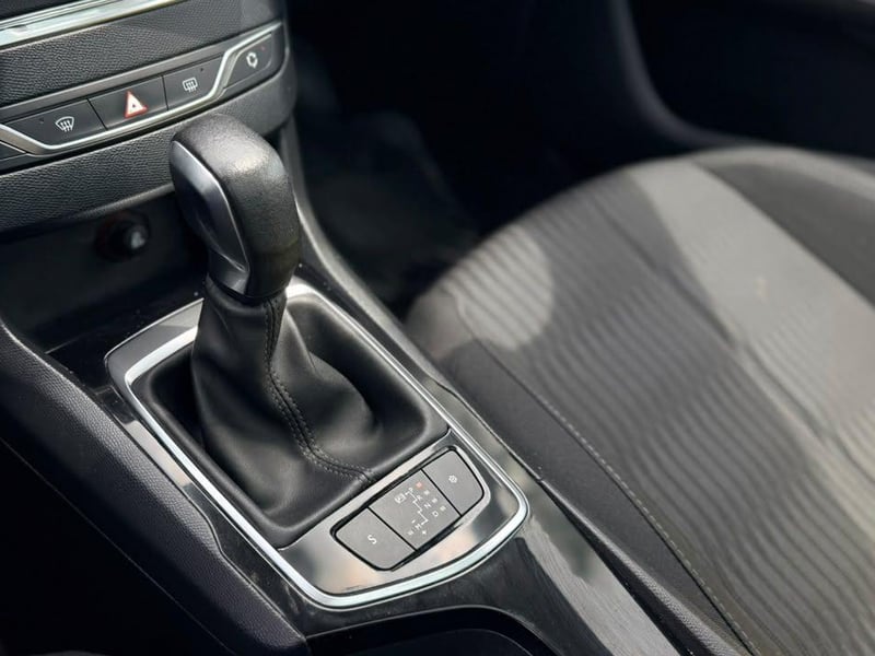 Peugeot 308 2017 - Imagen 15 de 20