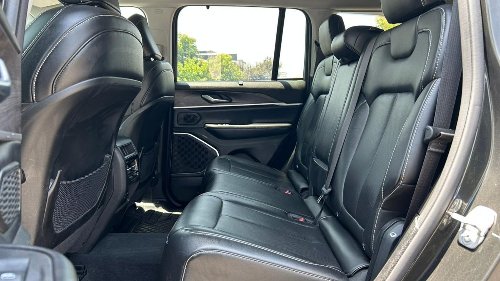 Jeep Grand Cherokee 2024 - Imagen 19 de 20