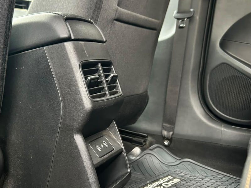 Kia K3 2025 - Imagen 18 de 20