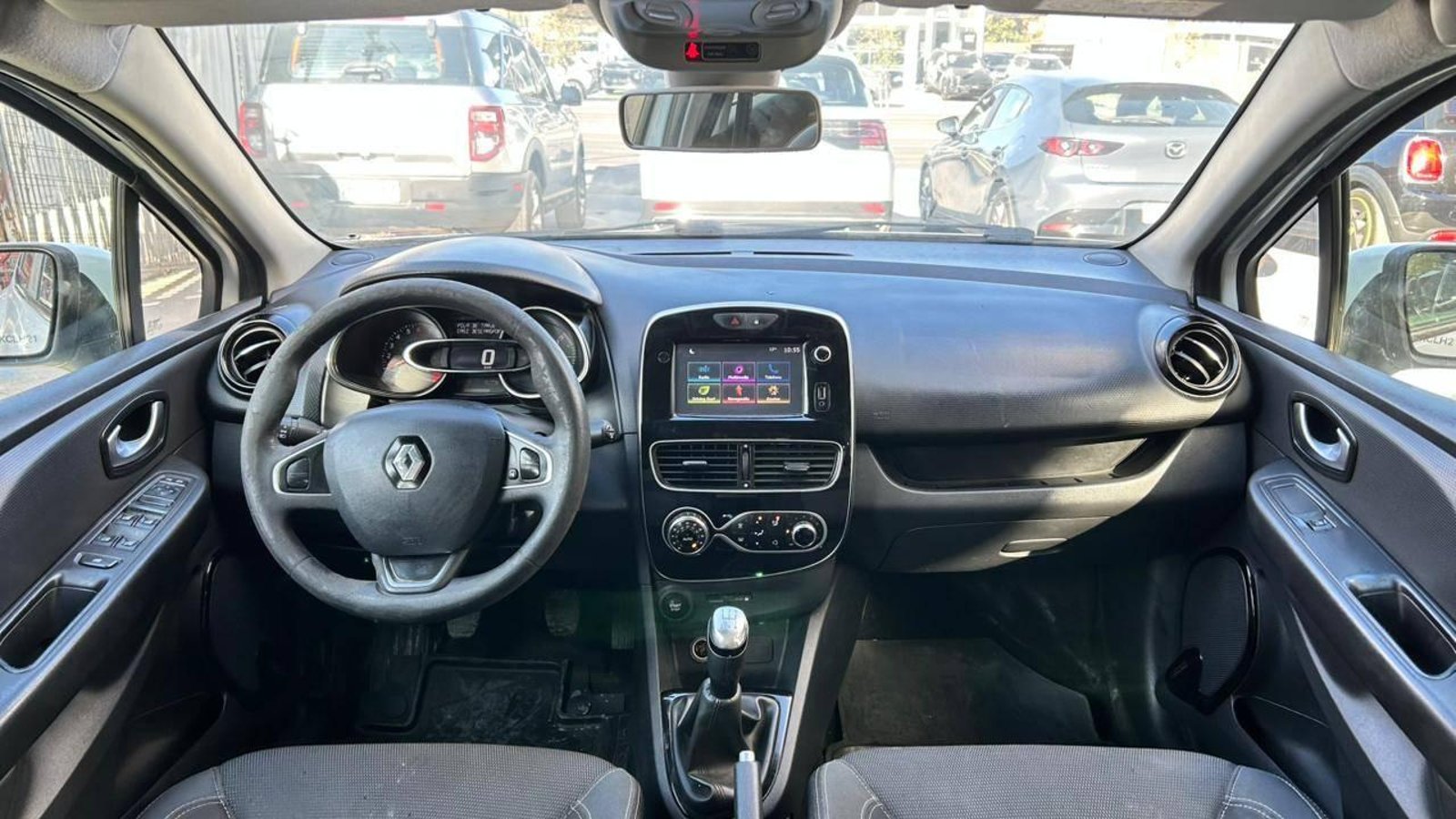 Renault Clio 2018 - Imagen 8 de 20