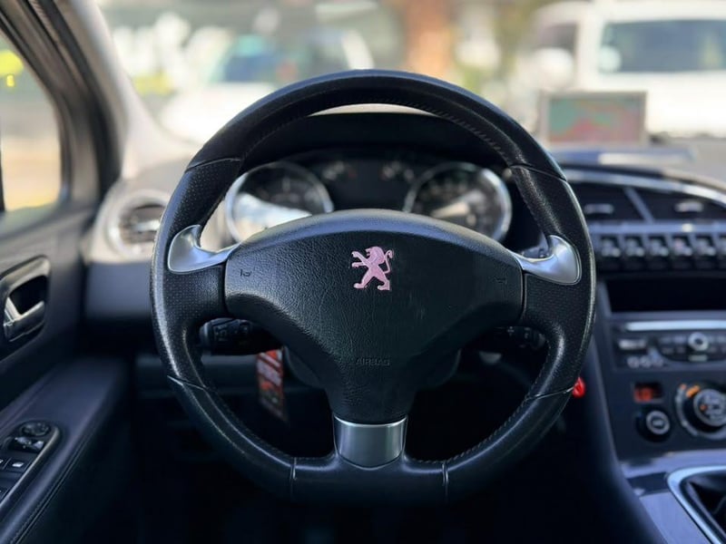 Peugeot 3008 2015 - Imagen 9 de 20