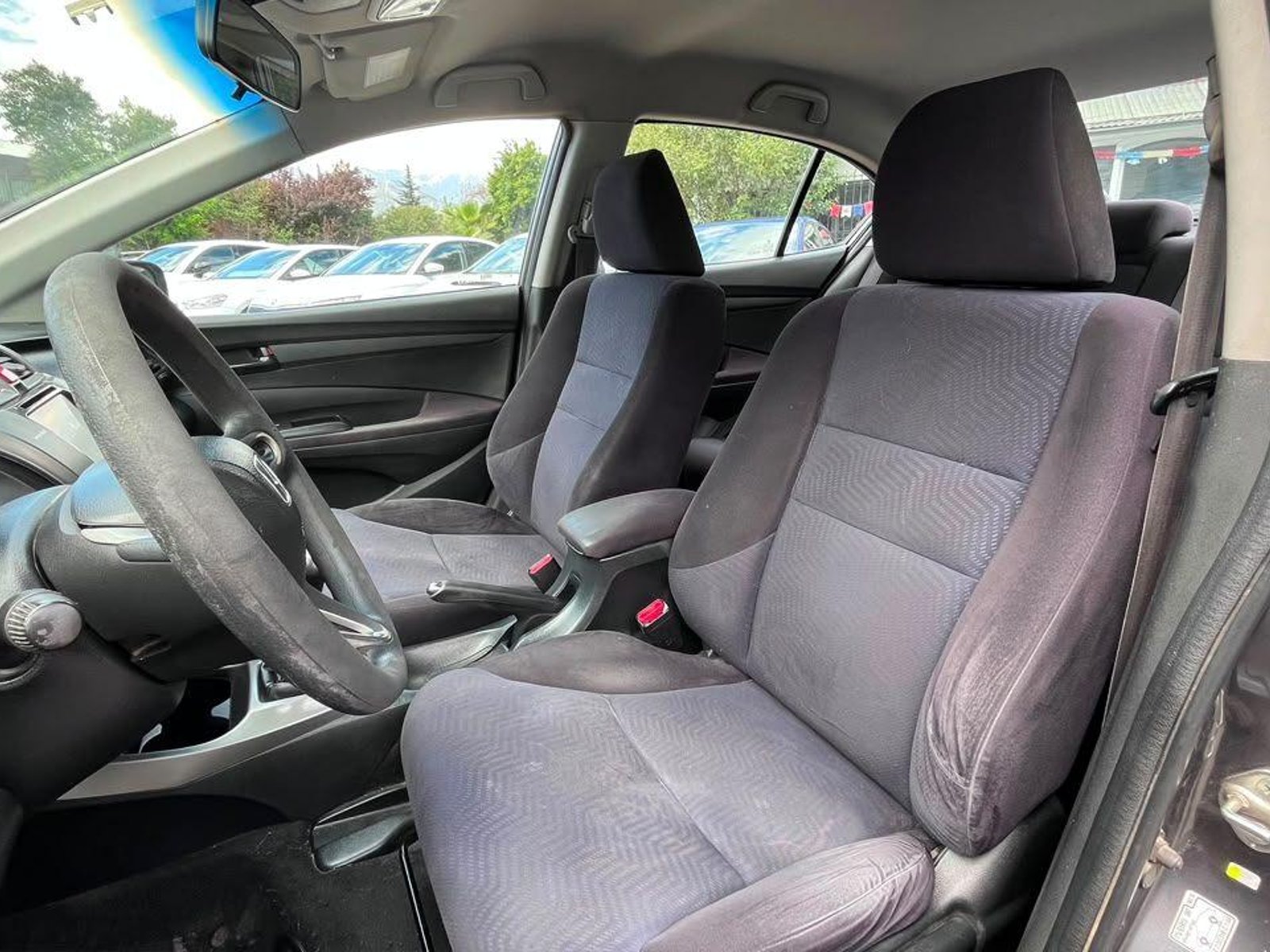 Honda CITY 2014 - Foto 5 de 12