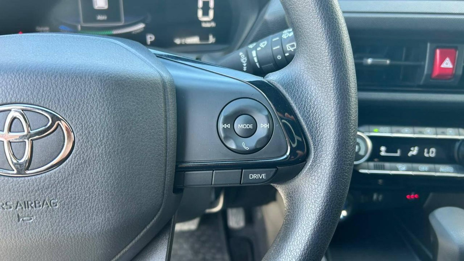 Toyota YARIS CROSS 2026 - Imagen 18 de 20