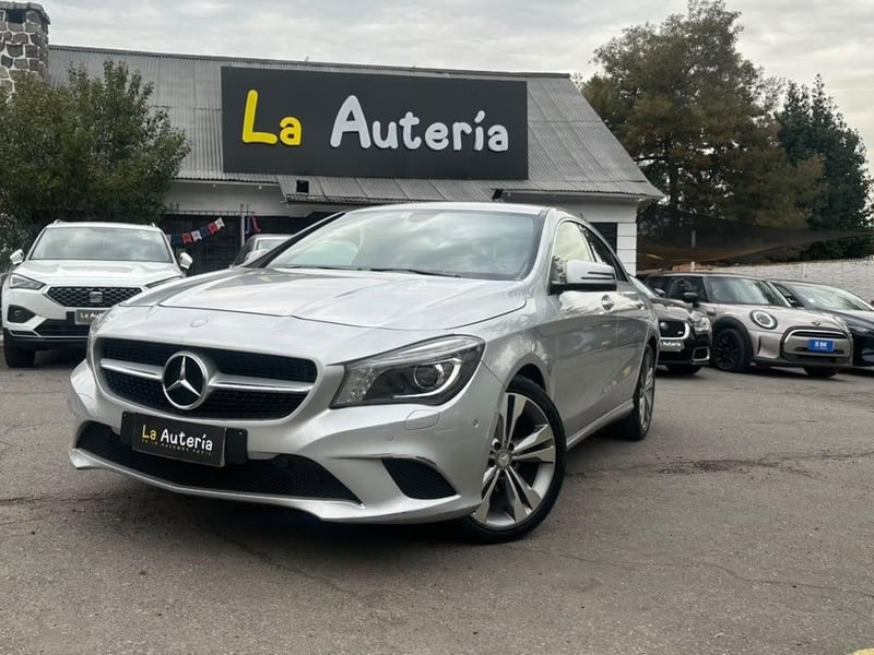 Mercedes-Benz CLA200 2013