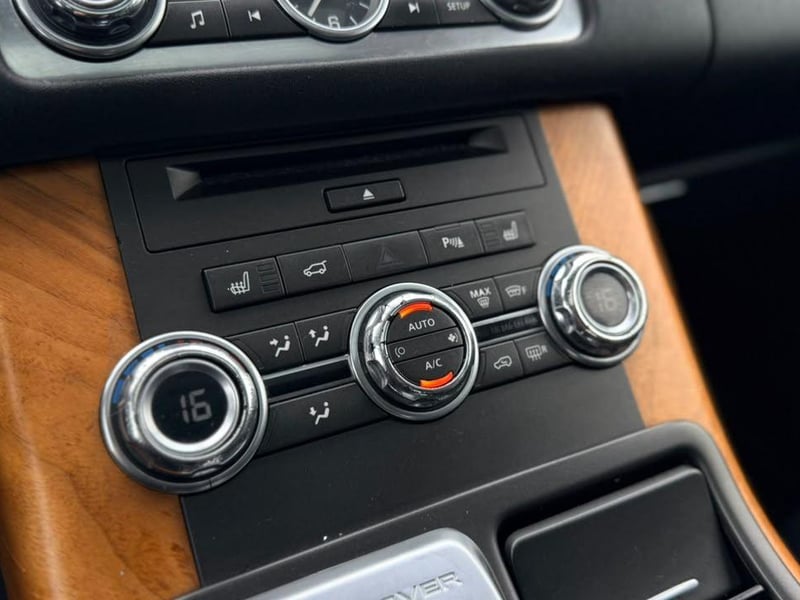 Land Rover RANGE ROVER SPORT 2013 - Imagen 15 de 20