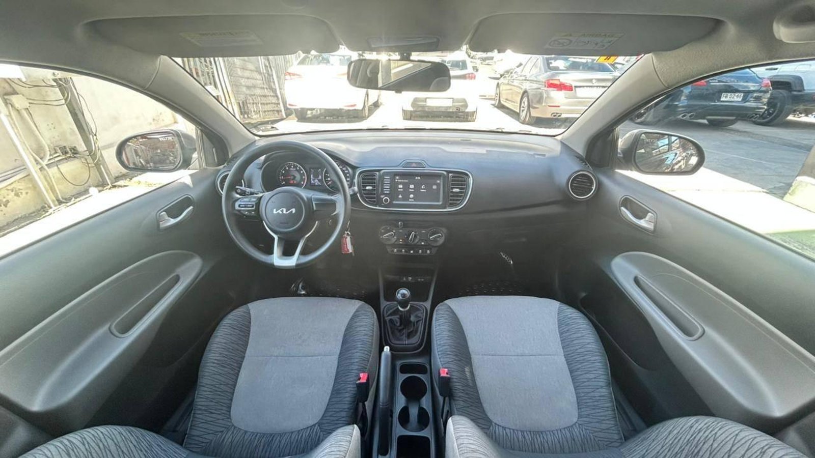 Kia SOLUTO 2026 - Imagen 10 de 20