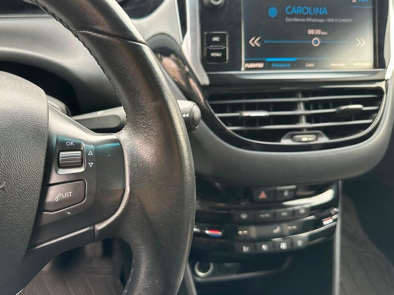 Peugeot 208 2019 - Imagen 11 de 19