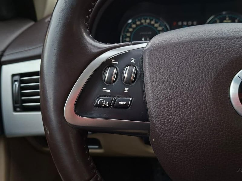 Jaguar XF 30 2012 - Imagen 10 de 19