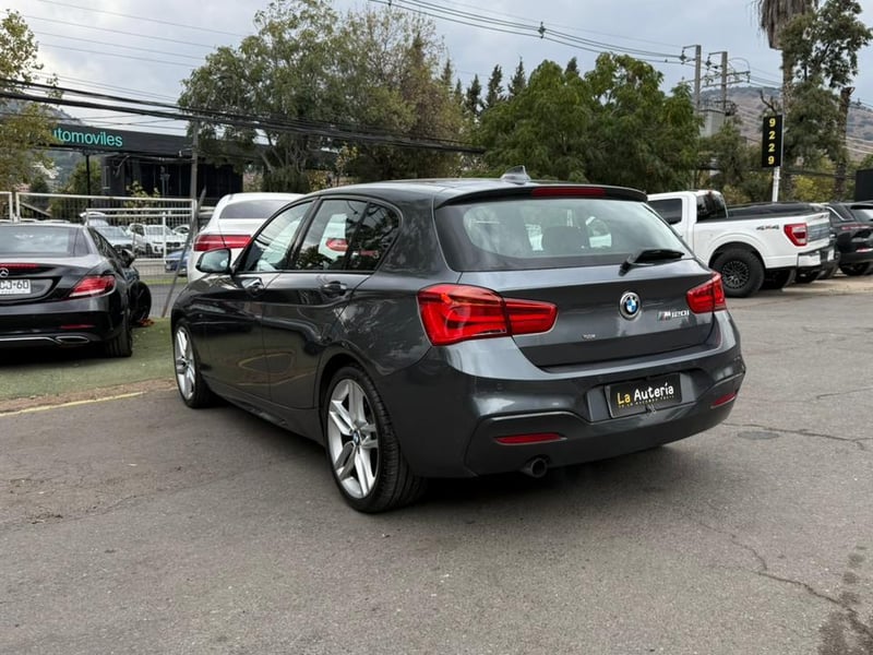 BMW 120i 2017 - Imagen 4 de 20