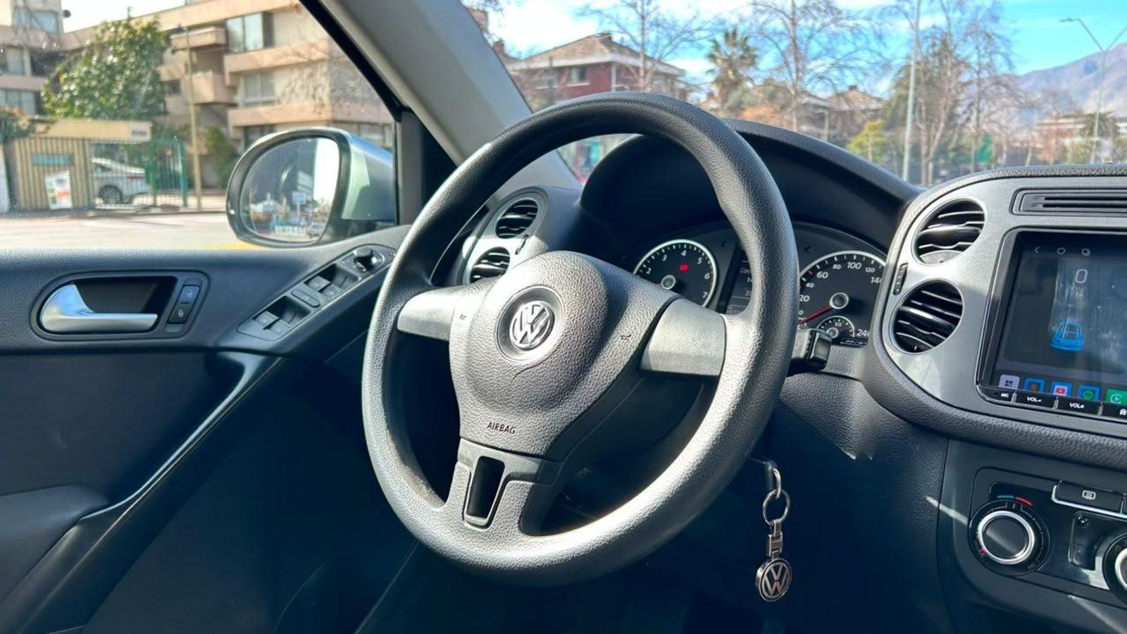 Volkswagen Tiguan 2015 - Imagen 18 de 20