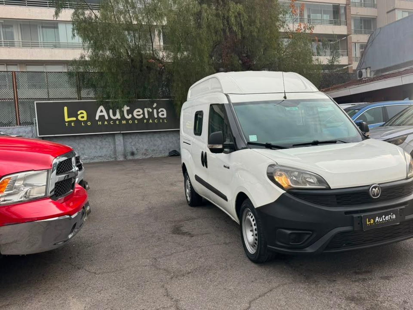 RAM VAN 1000 CARGO XL 1.6 2019 - Foto 2 de 15