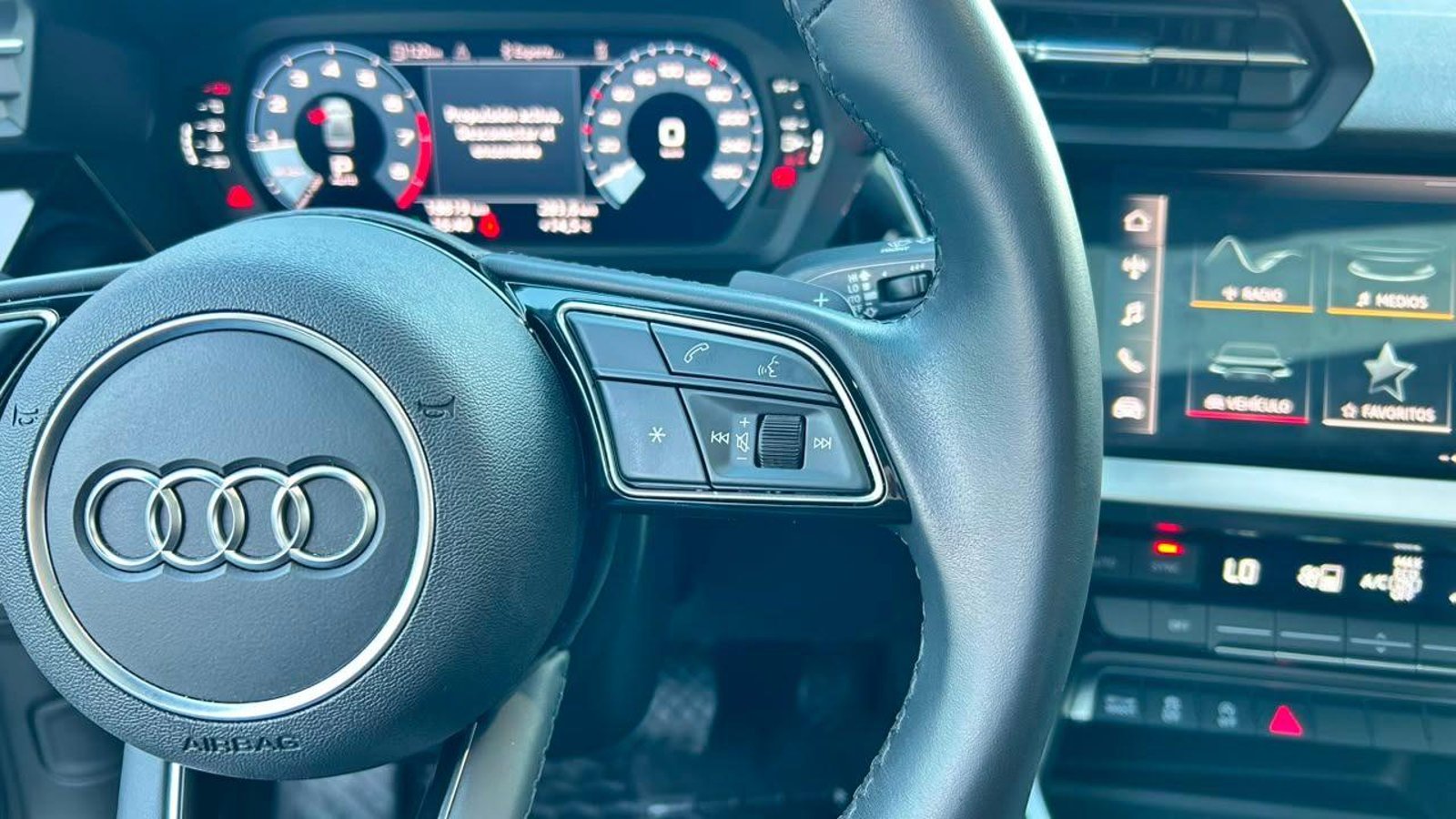 Audi A3 SEDAN 35 TFSI 1.4 AUT 2022 - Imagen 20 de 20