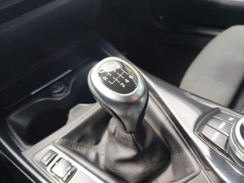 BMW SERIE 1 2013 - Imagen 13 de 20