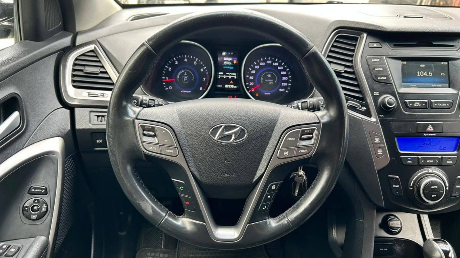 Hyundai Santa Fe 2016 - Imagen 10 de 20