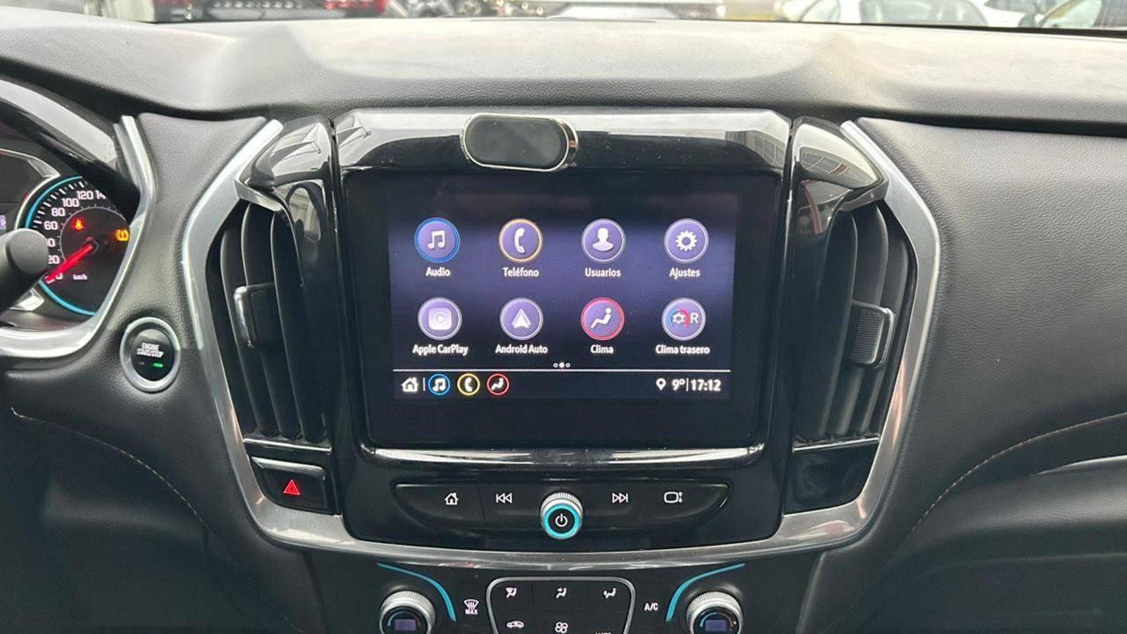 Chevrolet Traverse 2021 - Imagen 12 de 20