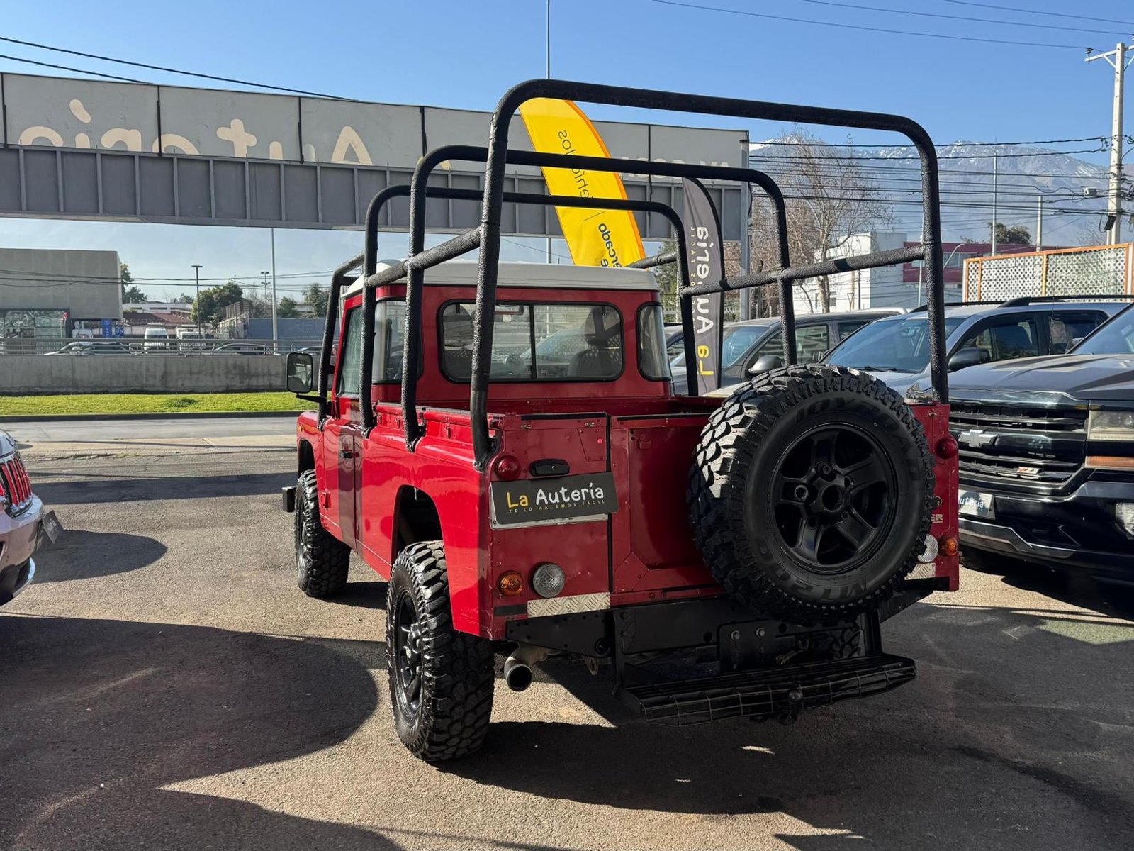 Land Rover DEFENDER 110 2014 - Foto 3 de 16