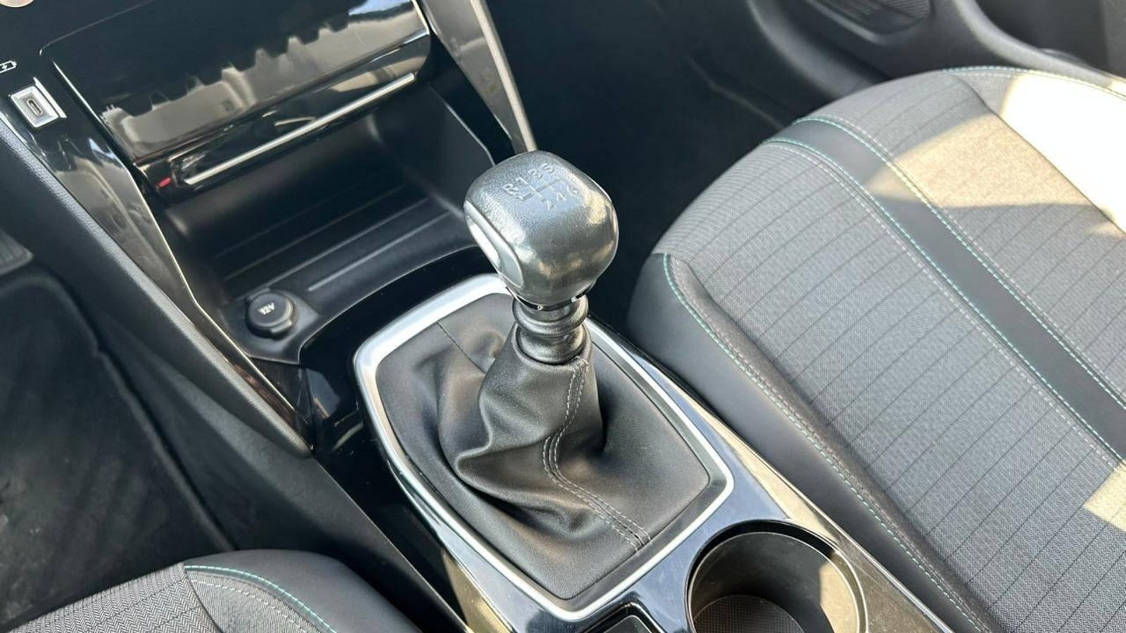 Peugeot 208 2022 - Imagen 15 de 20