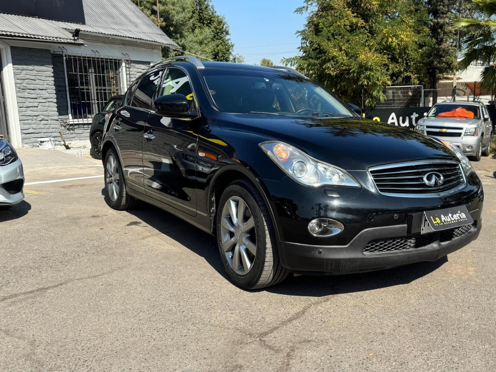 Infiniti QX50 2015 - Foto 2 de 15