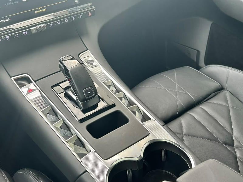 DS Automobiles DS7 2022 - Imagen 14 de 20