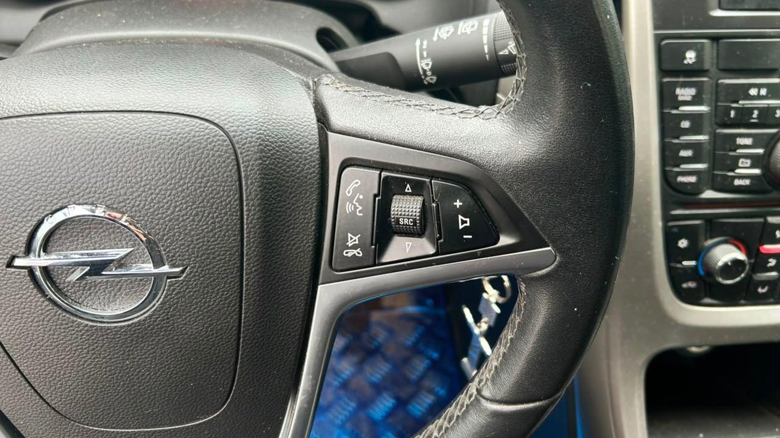 Opel Astra 2013 - Imagen 15 de 19