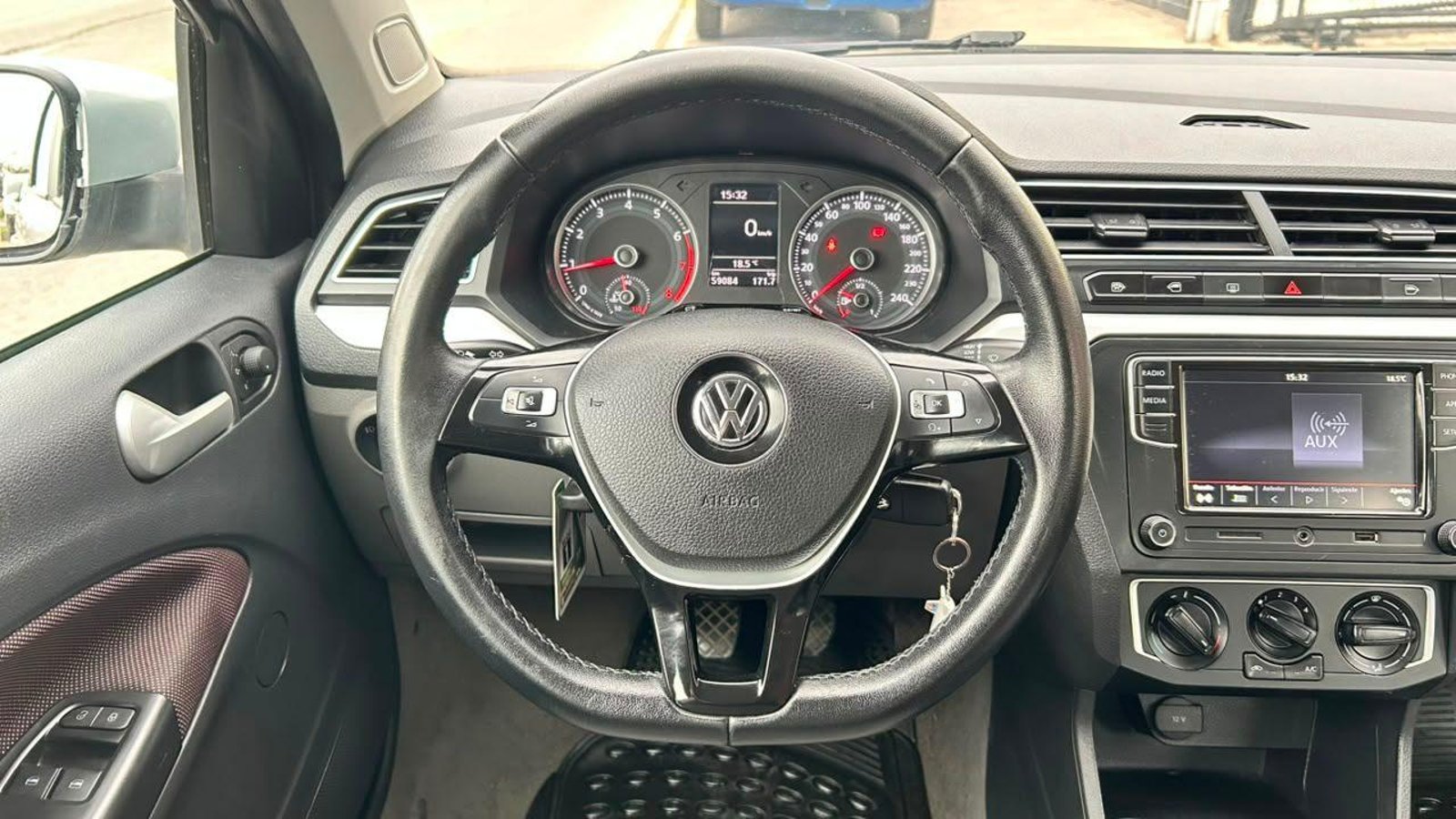 Volkswagen VOYAGE 2022 - Imagen 8 de 20
