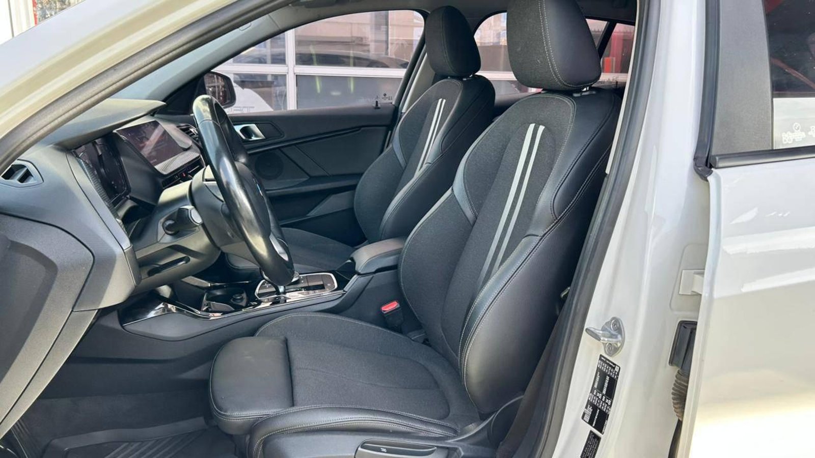 BMW 118i 2020 - Imagen 16 de 20